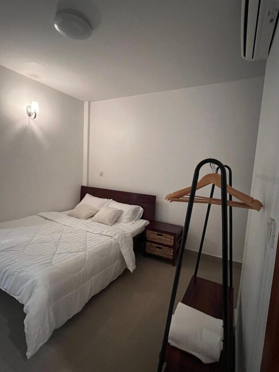 D32 Homestay Near Airport Behind Brown Coffee Airport พนมเปญ ภายนอก รูปภาพ