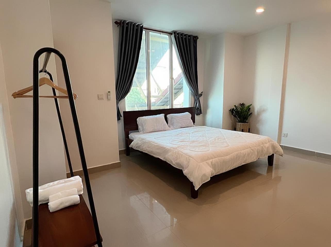 D32 Homestay Near Airport Behind Brown Coffee Airport พนมเปญ ภายนอก รูปภาพ