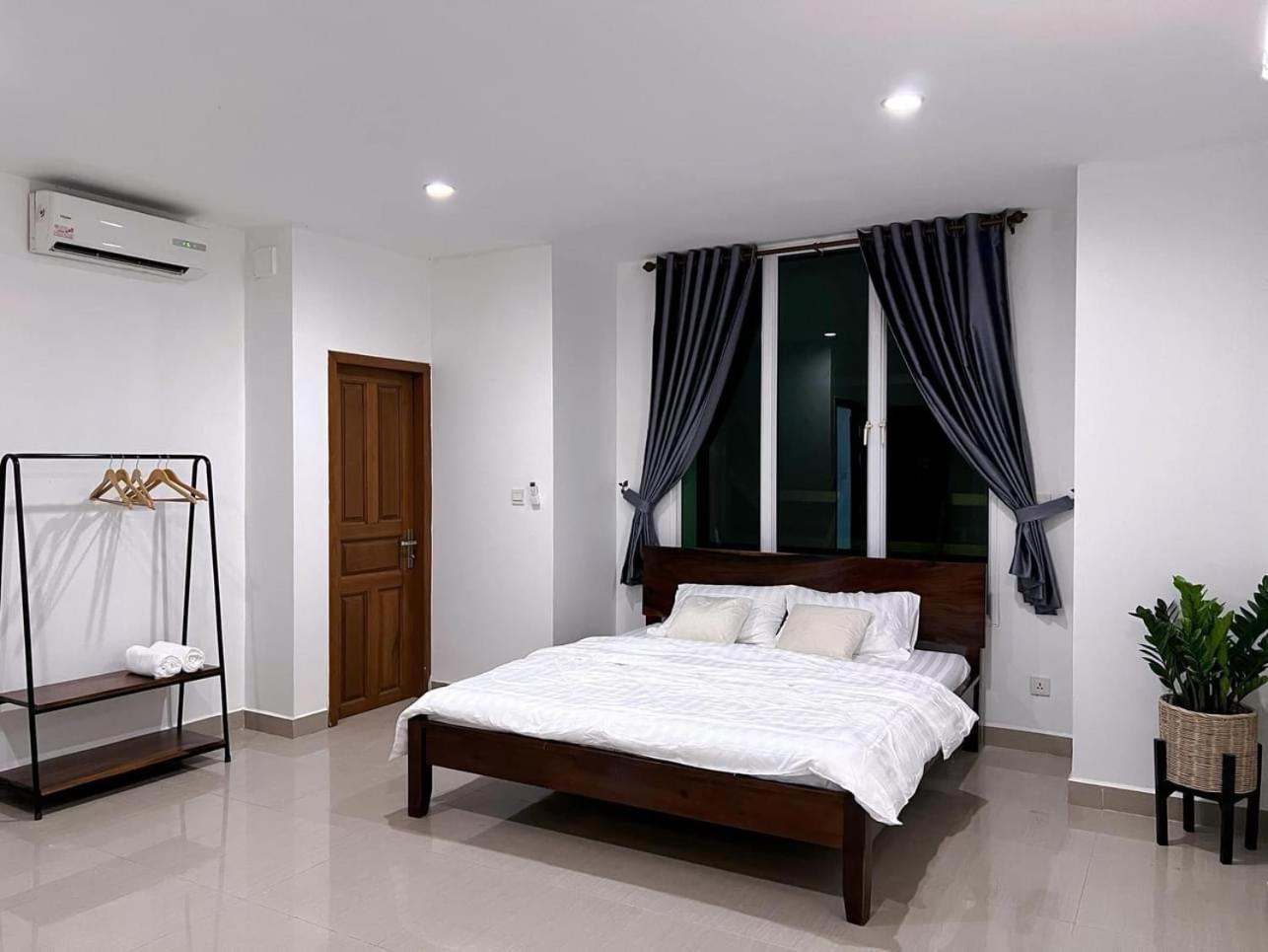 D32 Homestay Near Airport Behind Brown Coffee Airport พนมเปญ ภายนอก รูปภาพ